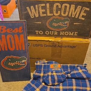 Florida Gators Bundle. Signs And Pants